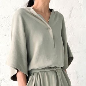 Mandarin V-neck top 7115 by Szeki